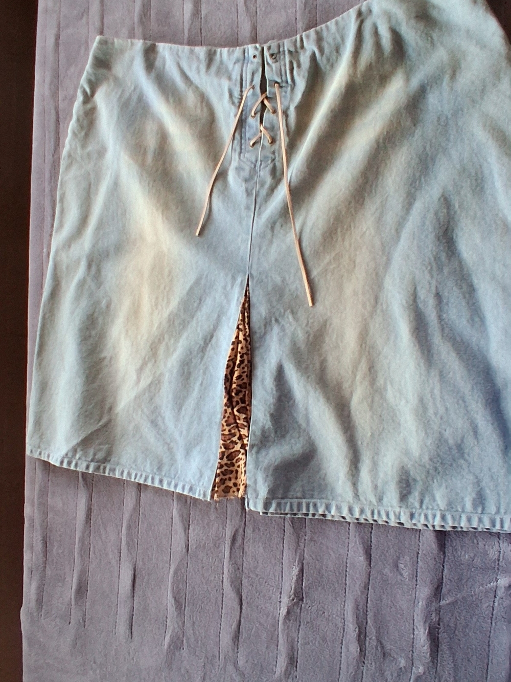 CLIO II Leopard Print Front  Insert Denim Shorts Medium